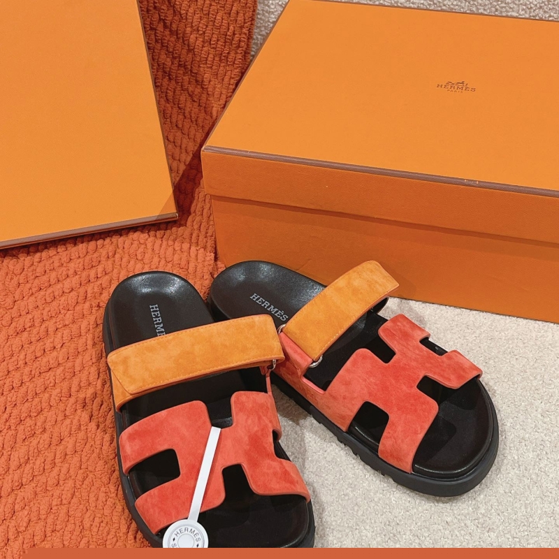H**mes slippers